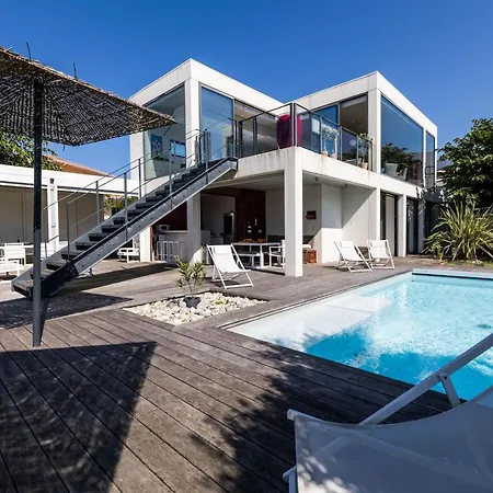 Villa Villa Ocean Keyweek Design Villa With Swimming Pool Garden And Seaviews Biarritz